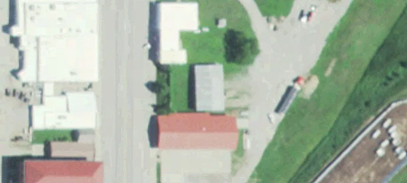 414 Commercial St