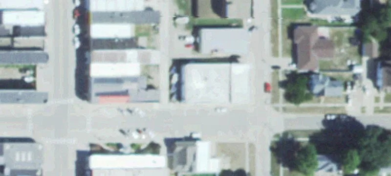 110 3rd St