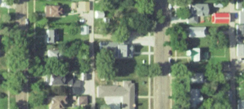 206 3rd St