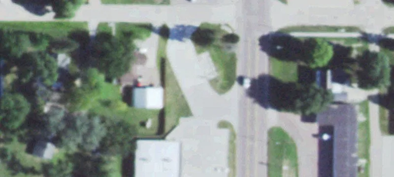 300 Hwy 20th S