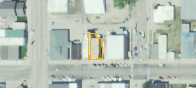 110 2nd St