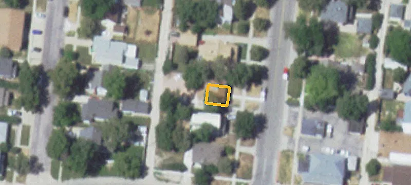 925 Main St