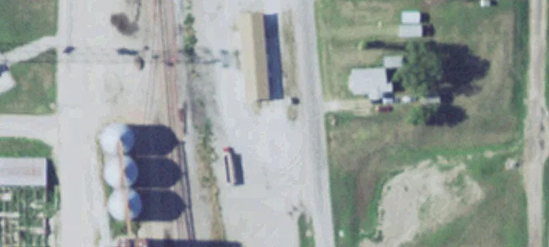 306 Railway St