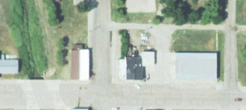 324 4th St