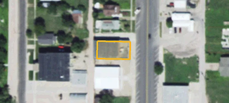 320 Main St