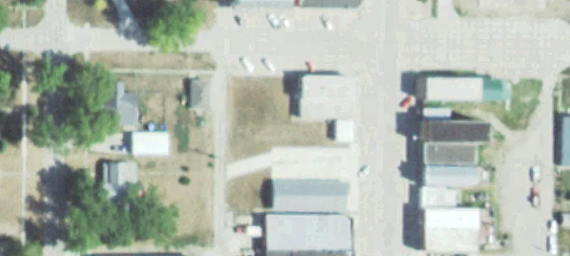 301 Main St
