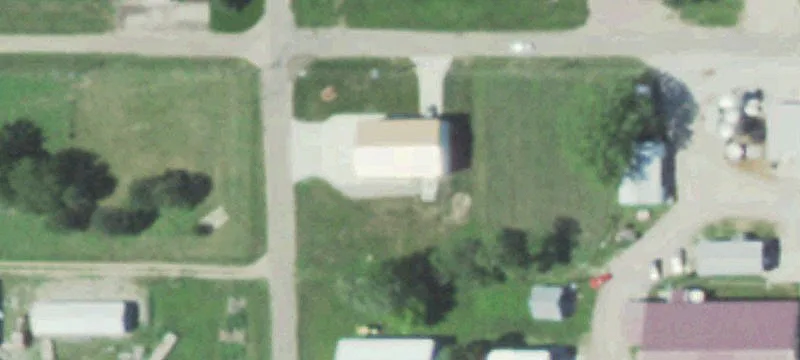 305 Lincoln St