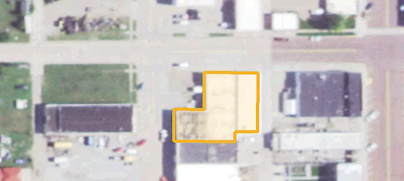 Holdrege, NE 68949
