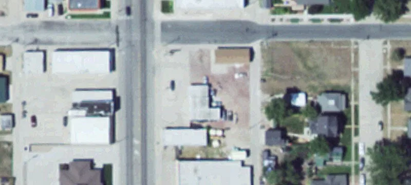 802 Main St