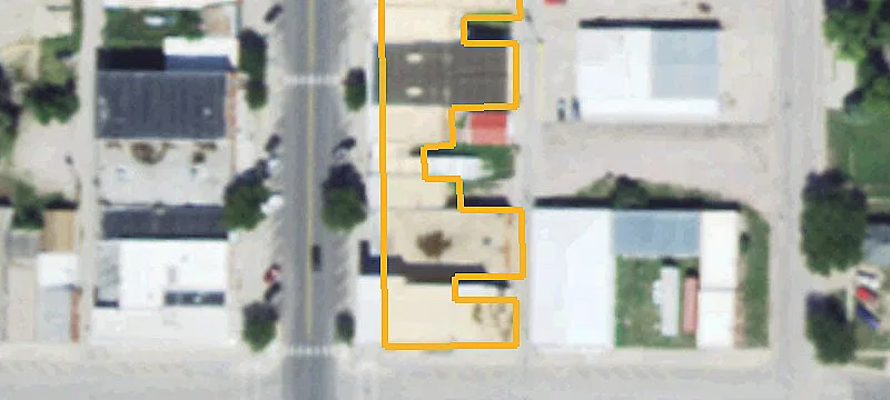 207 209th N Main St