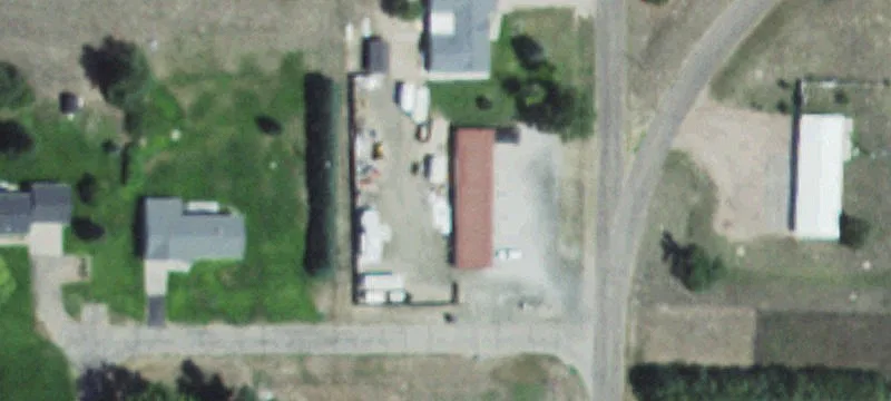 409 Commercial Ave