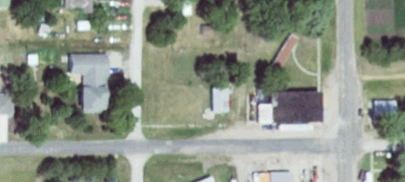 305 Richardson Ave