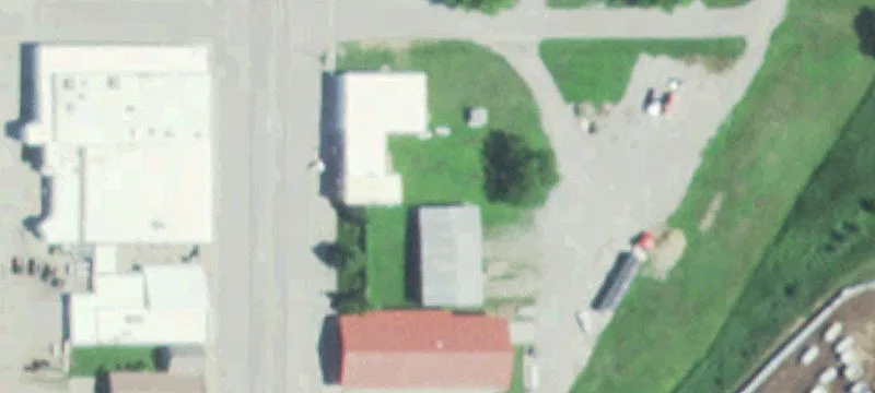412 Commercial St