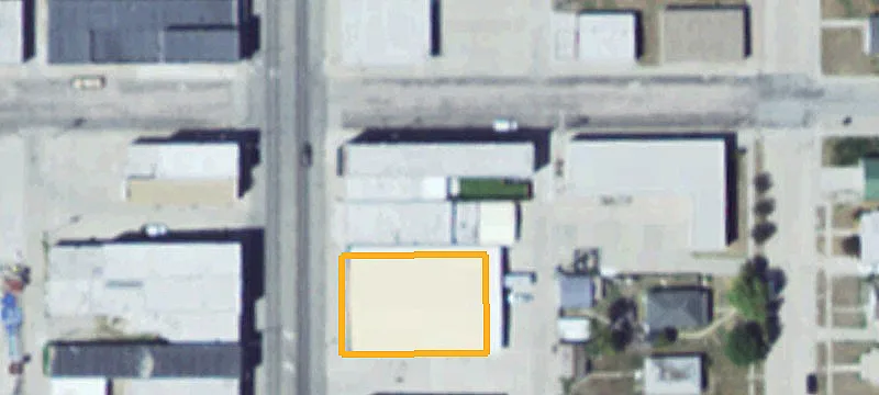 1004 Main St