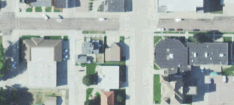 102 Broadway Ave