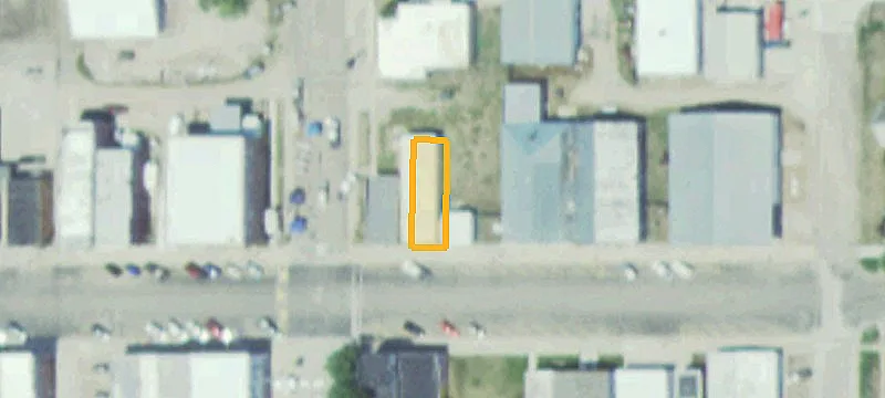 202 2nd St