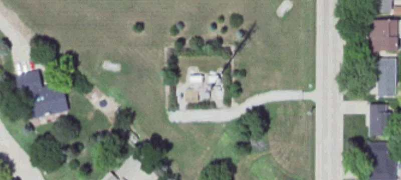 3406 Lakeview Dr