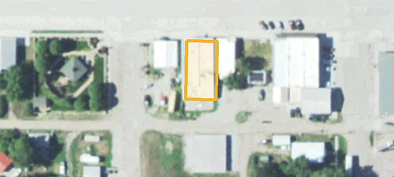 905 Commercial St