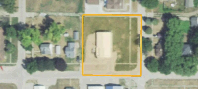 621 Main St