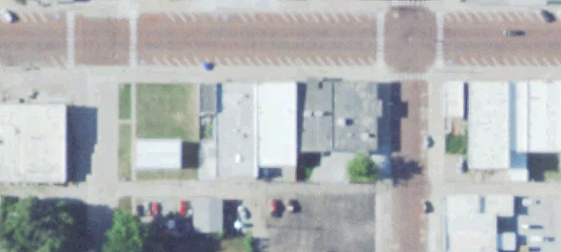 711 Howard Ave