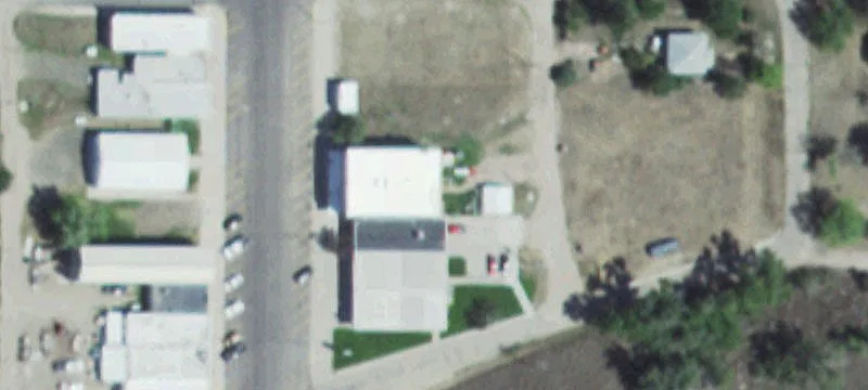 218 Commercial Ave