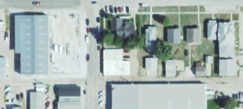118 5th St