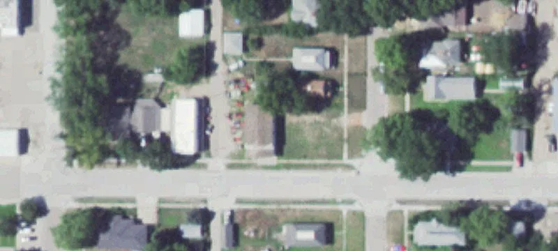 212 Genoa St