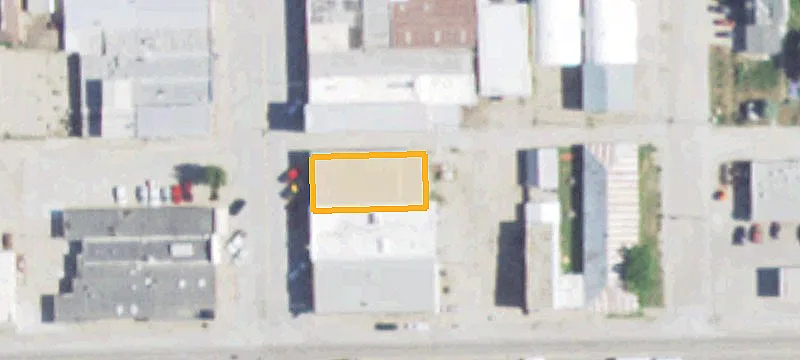 621 Main St
