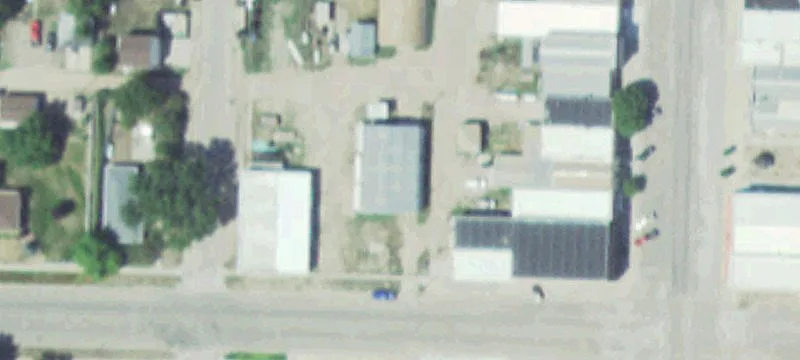 307 2nd Ave