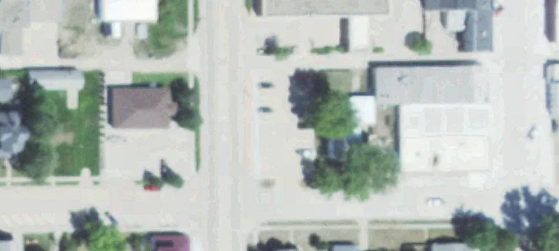122 Lucas St