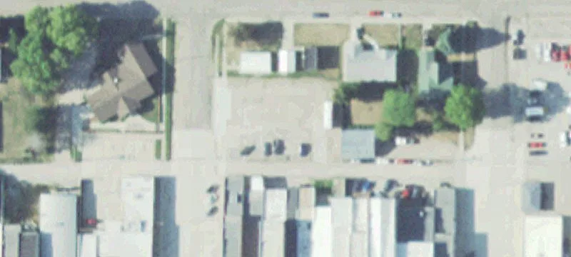 Oak St