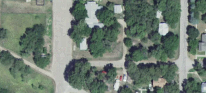 301 Commercial Ave