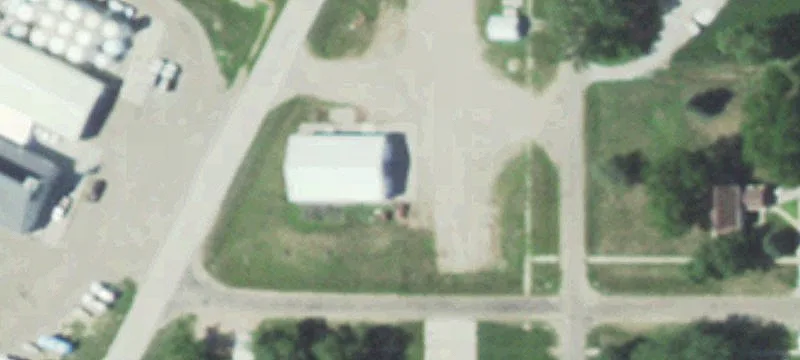 208 Bee St