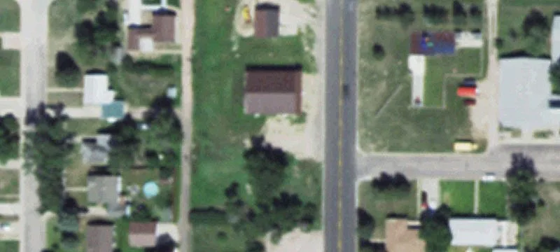 912 Main St