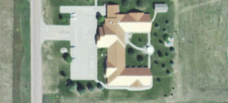 803 Vivian St