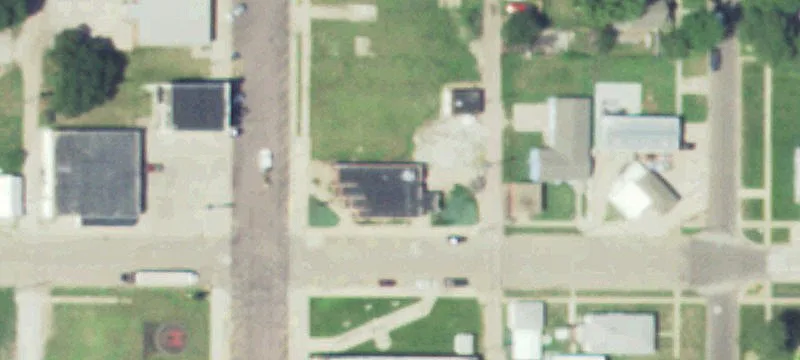 302 Clay Ave