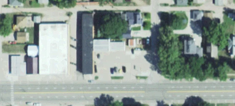 114 Douglas St