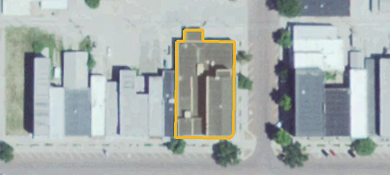 884 G St