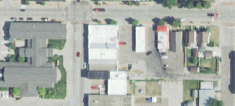 2110 Dakota Ave