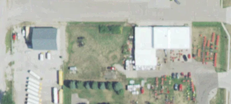 3735 Dakota Ave