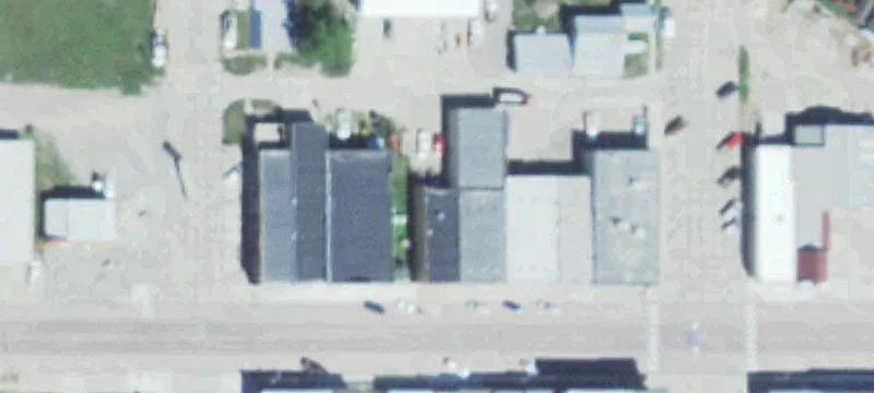 511 Broadway St