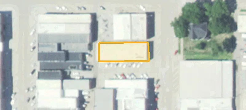 335 Commercial Ave