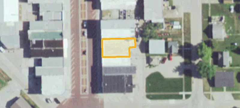 412 Main St