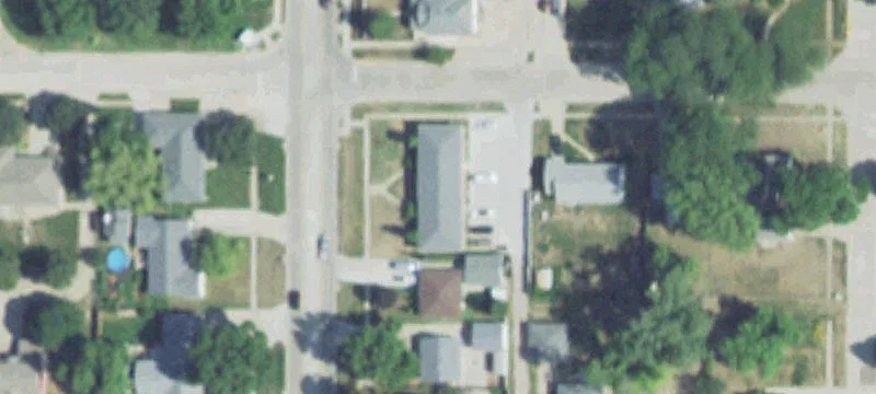 3310 Dakota Ave