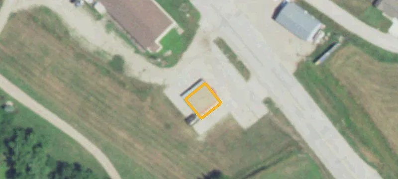 651 Hwy 275