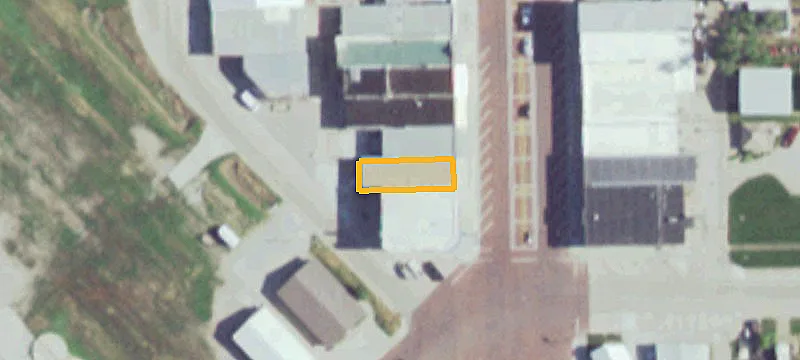 409 Main St