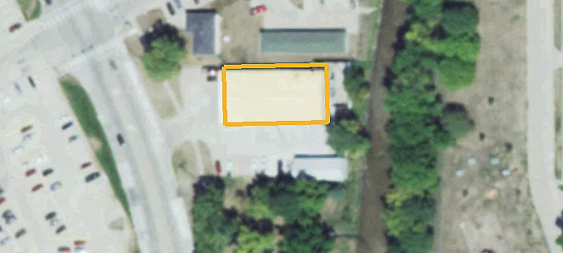 802 Riverside Blvd