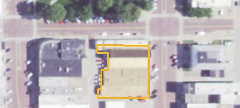 421 Ee Ave