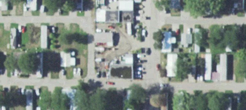 820 Pne Ave