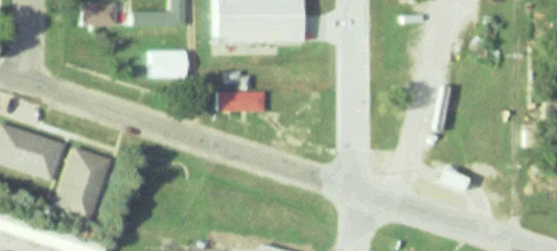 518 Railroad Ave